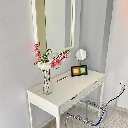 Apartamento Paraskevi's - Center W/ Lovely Park View