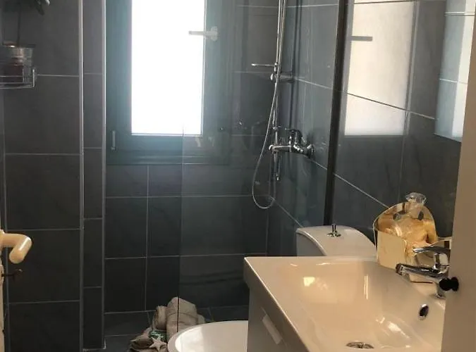 Paraskevi's - Center W/ Lovely Park View Apartamento Rhodes City