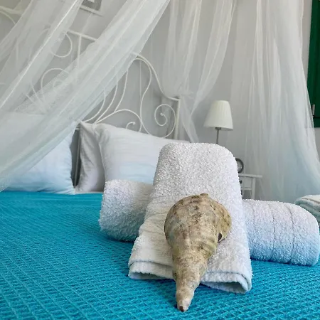 Paraskevi's - Center W/ Lovely Park View